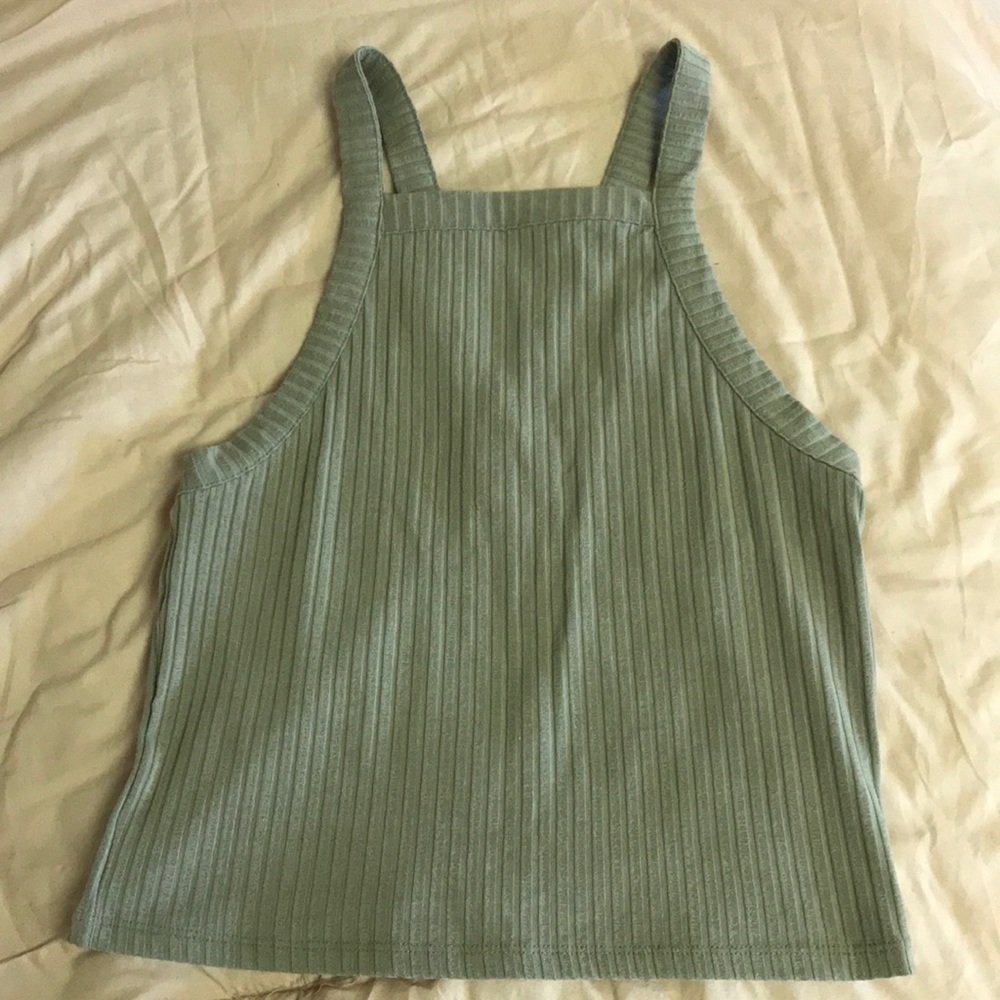 stylish fitted crop top